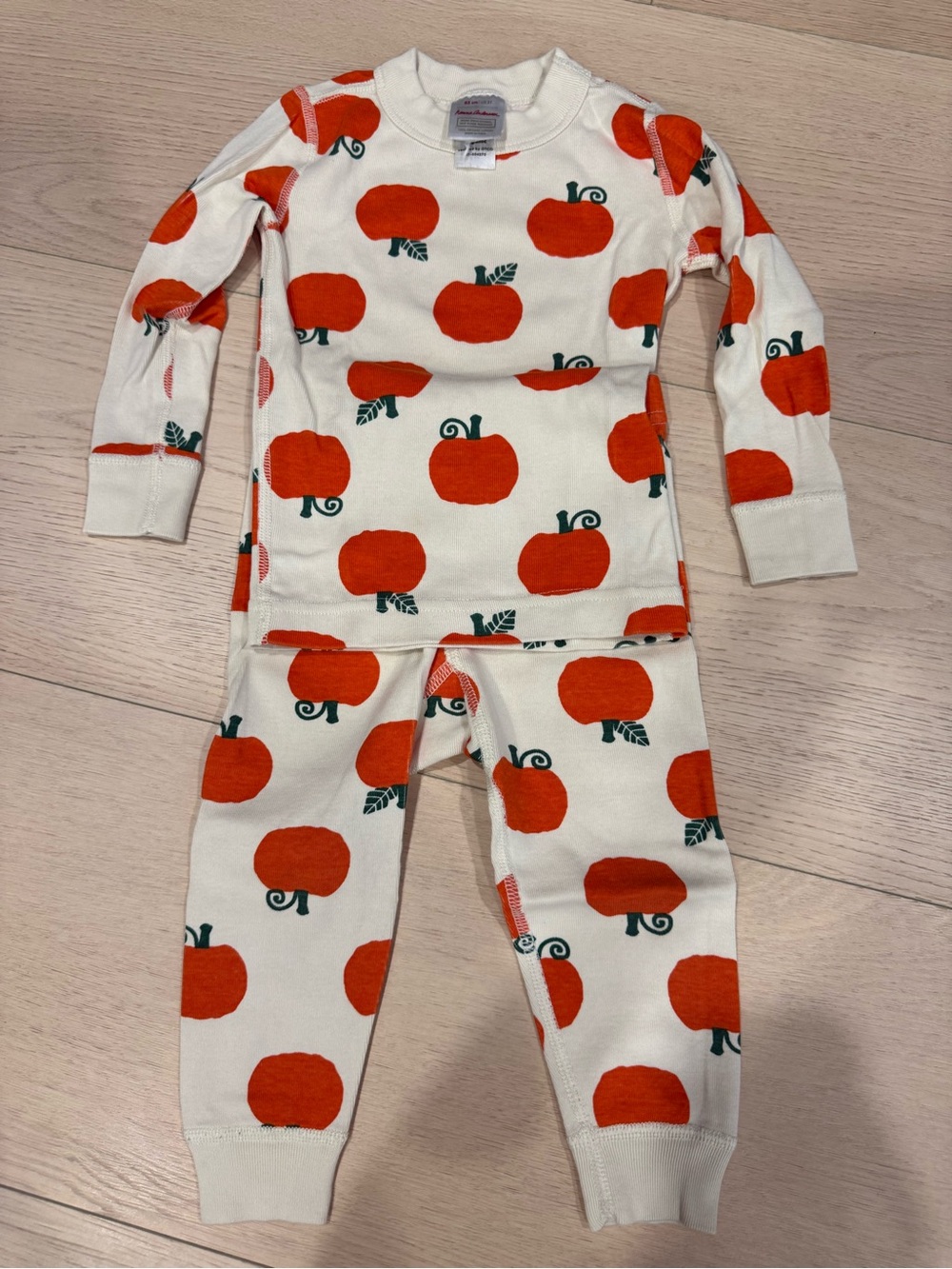 Hanna Andersson Fall Halloween Pumpkin Cream Pajama Set | 2T